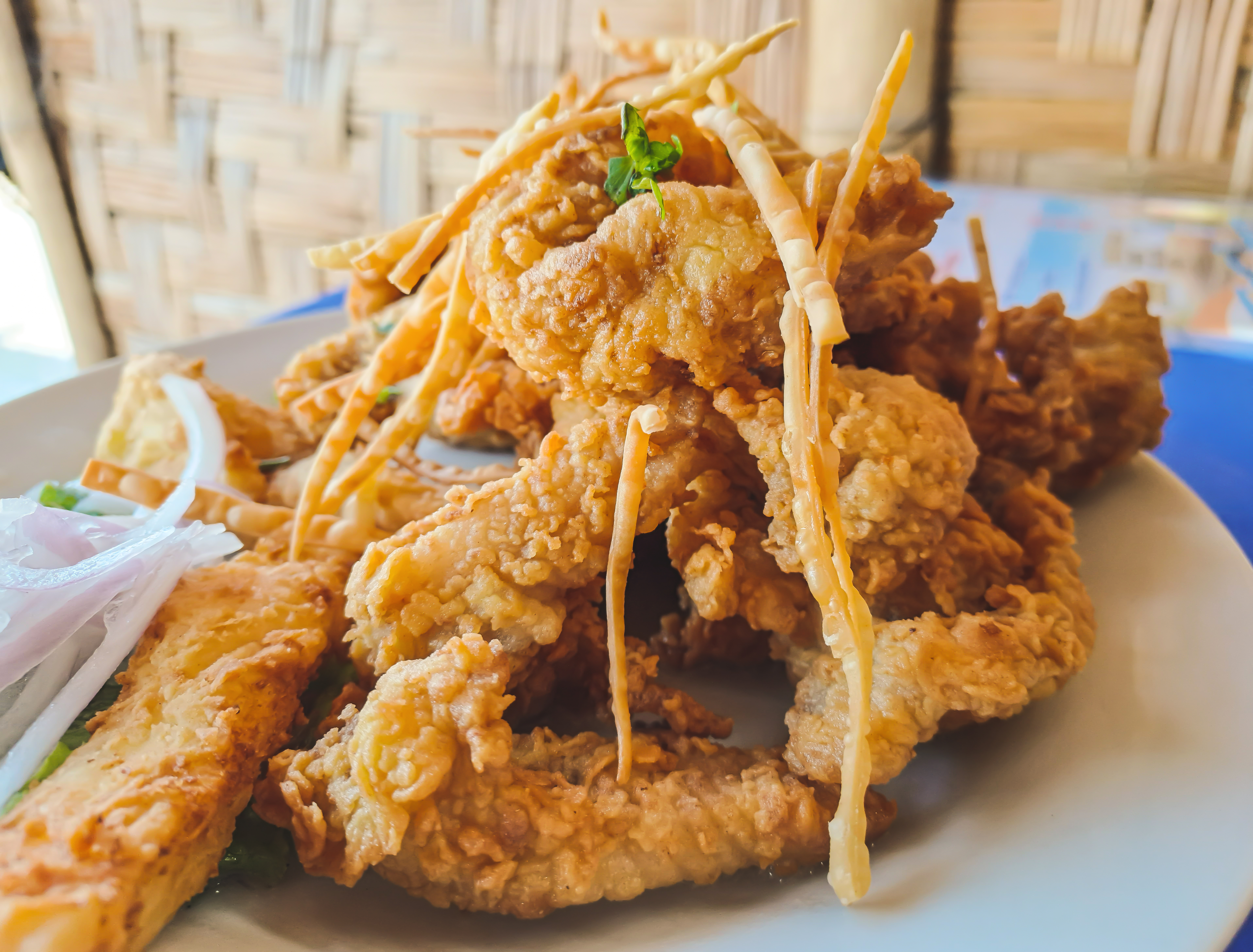 Ingredientes para hacer chicharrón de pescado