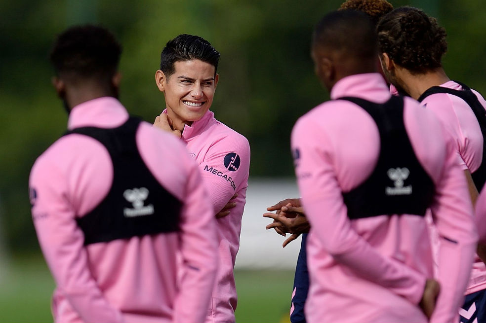 James Rodríguez marcó gol en su primer entrenamiento con Everton