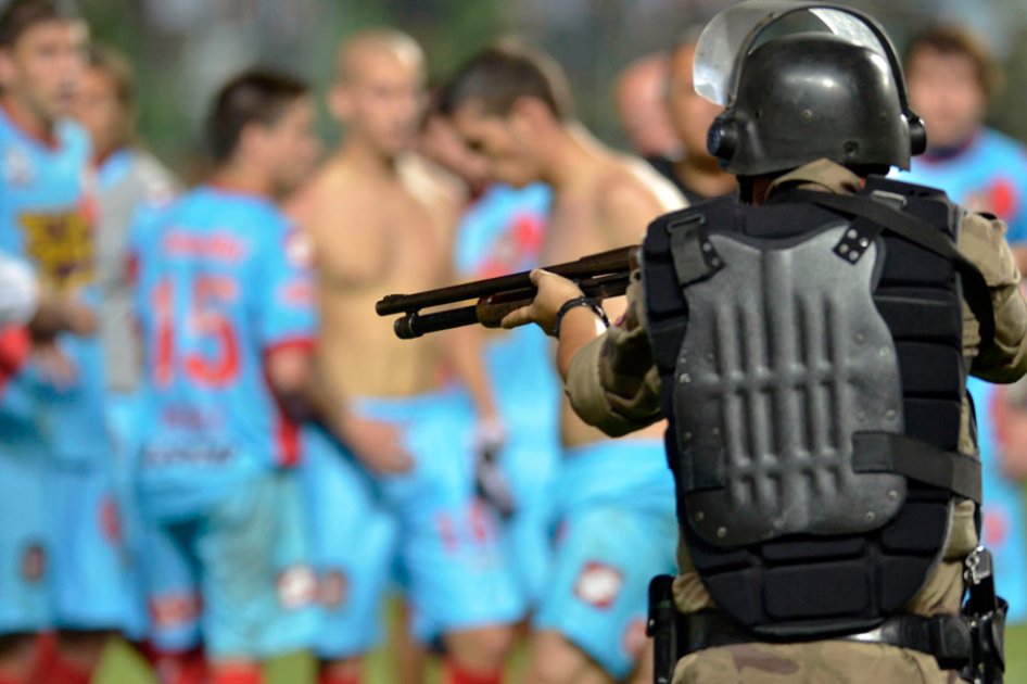 Conmebol rechaza detención de argentinos tras juego de Copa Libertadores