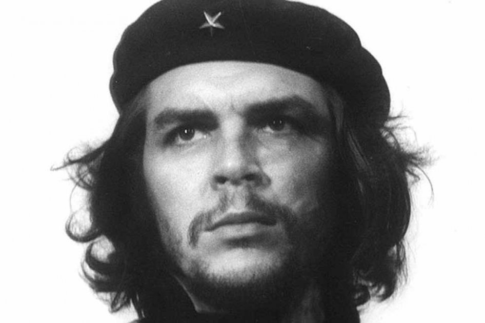 Cadáver del Che Guevara fue parcialmente degollado