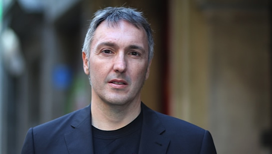 “No me gusta Barcelona como un escaparate”: Carlos Zanón