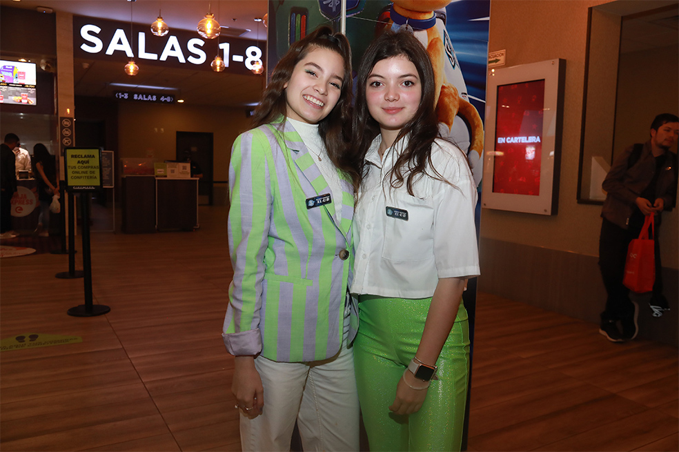 Pelicula Lightyear de Disney en el cinemark del centro comercial multiplaza