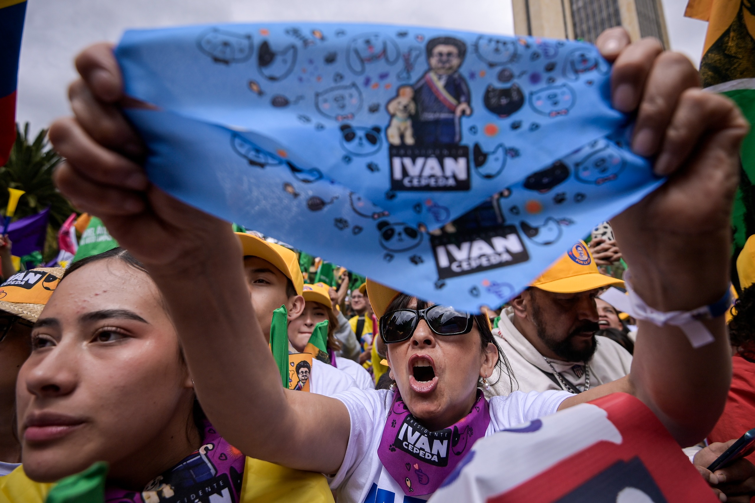 Iván Cepeda dio su último discurso en Bogotá previo a su cierre de campaña. El candidato estuvo acompañado por figuras del Pacto Histórico y de la Alianza por la Vida.