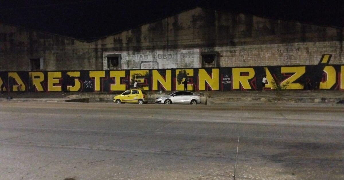 Borraron mural de “Las cuchas tienen razón”, en la vía 40, en Barranquilla