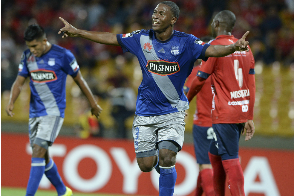 Emelec dejó frío a Medellín en el Atanasio: lo derrotó 2-1 por la Libertadores