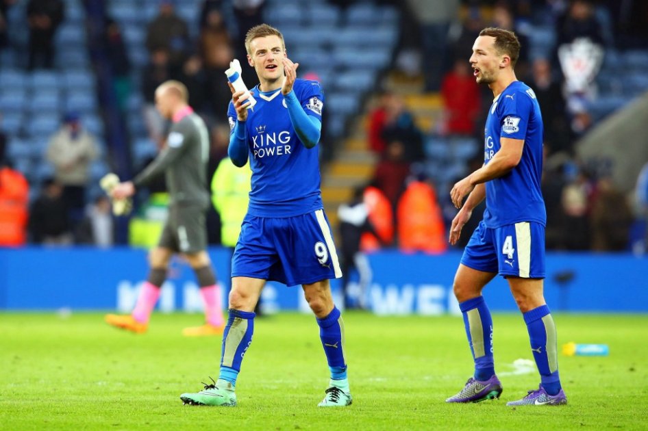 Leicester cede terreno en la Premier League