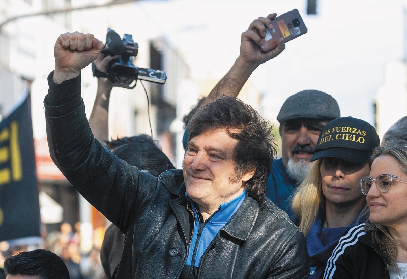 El arte de hacer memes: cómo el equipo Milei cambió la política argentina