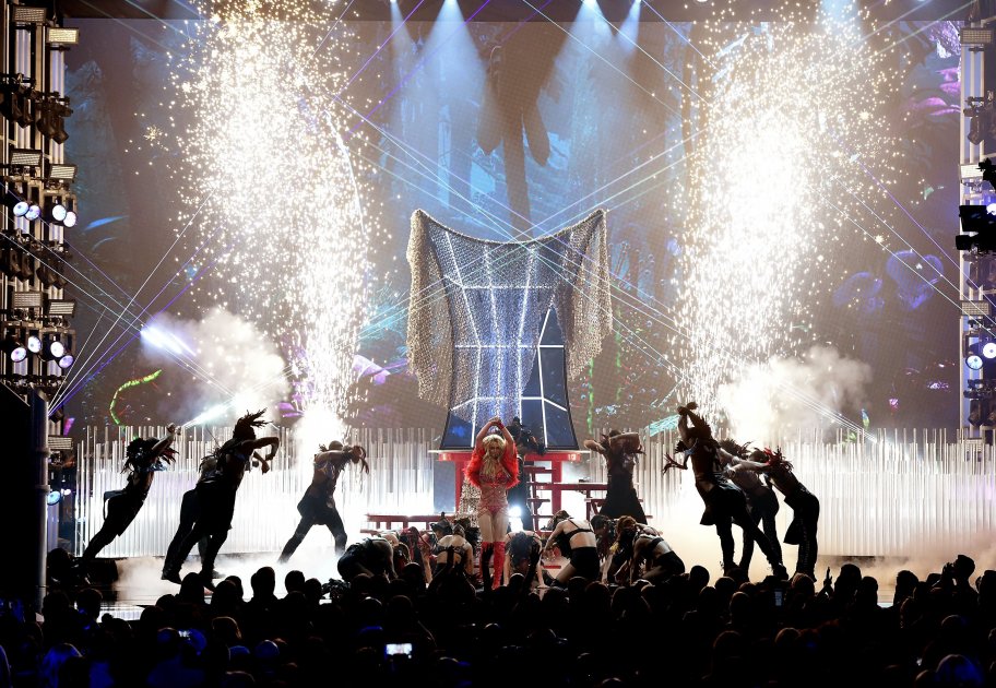 Britney Spears, Pink y Justin Bieber se robaron el show en los Billboard