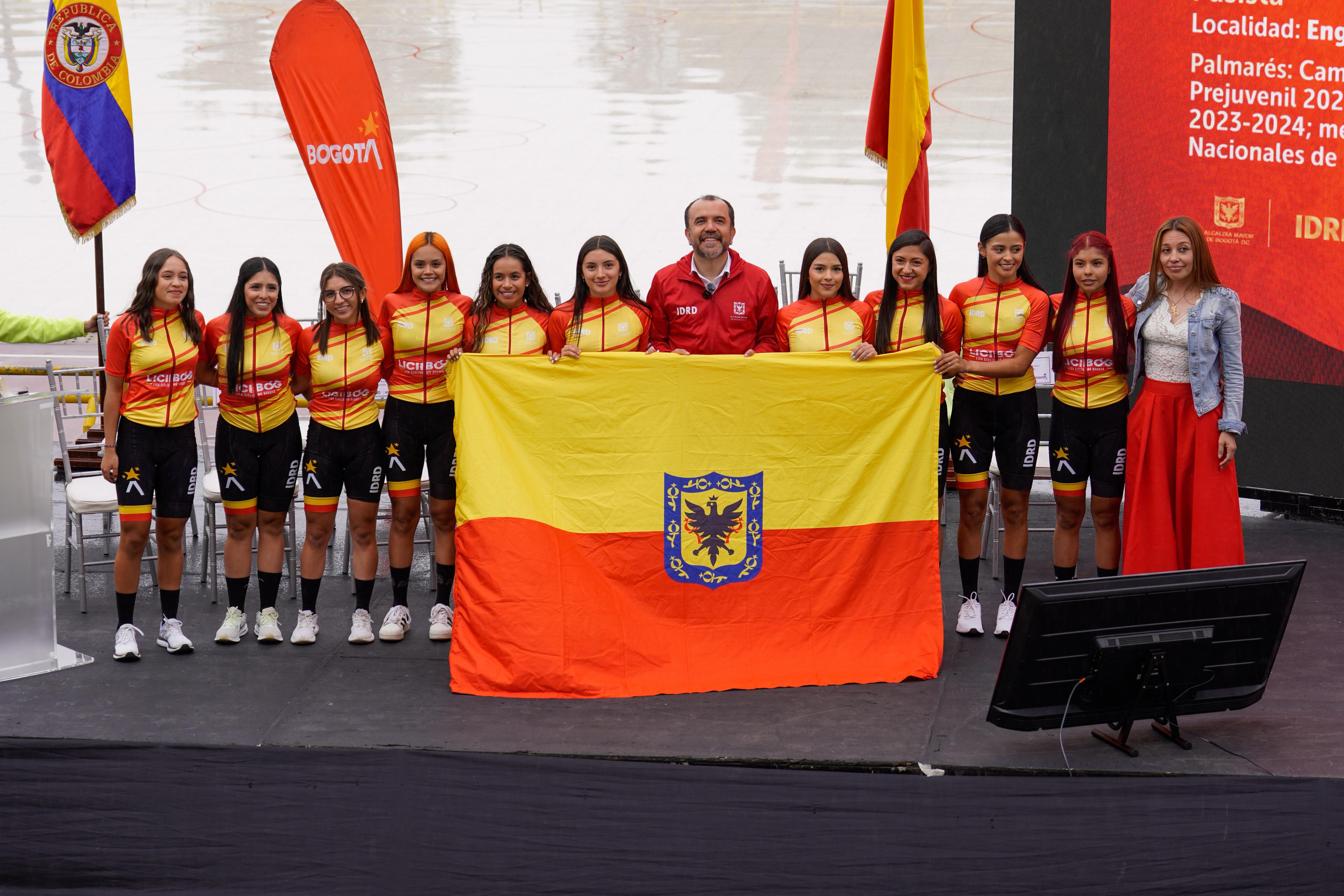Las 10 talentosas que conforman el nuevo equipo de ciclismo femenino de Bogotá