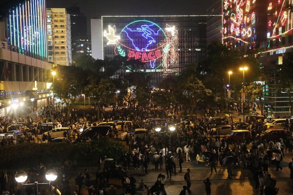 ¿Qué hacen las tropas chinas en Hong Kong?