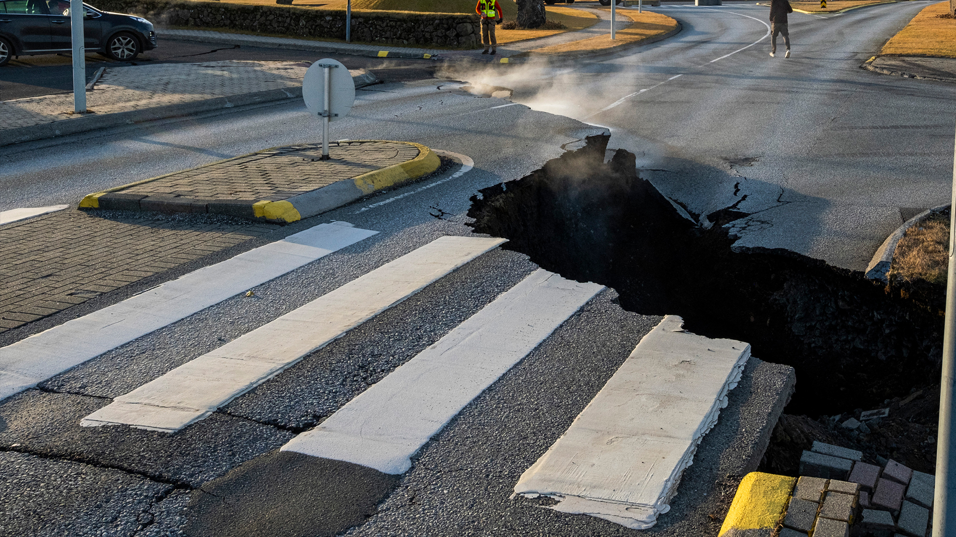 Islandia: habitantes recuperan sus bienes tras evacuar por posible erupción