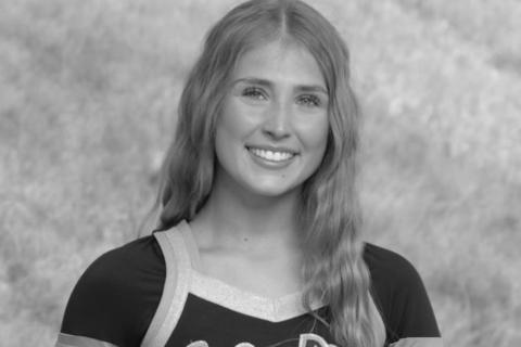 Emily Gold era conocida en su escuela por pertenecer al equipo de baile.