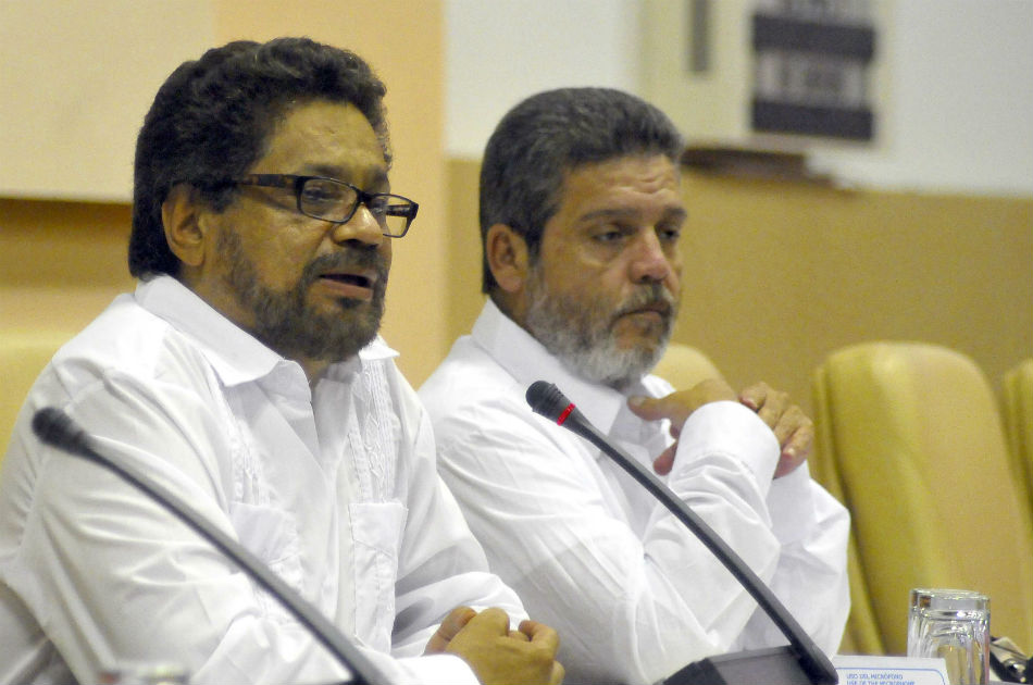 Piden a Fiscalía imputar cargos a secretariado de las Farc por masacre