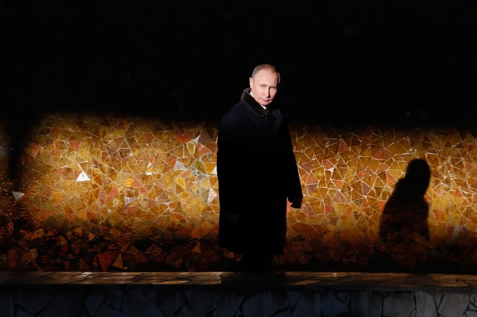 Vladimir Putin cumple 20 años en el poder en medio de protestas