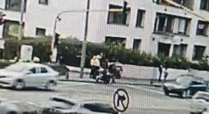 Video: Momento exacto cuando disparan a policía Edwin Caro en Bogotá