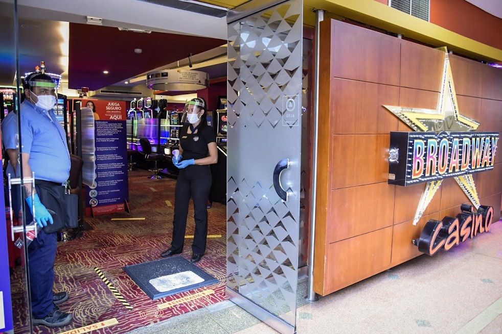 Lanzaron una granada contra un casino en La 70 de Medellín; hubo tres heridos