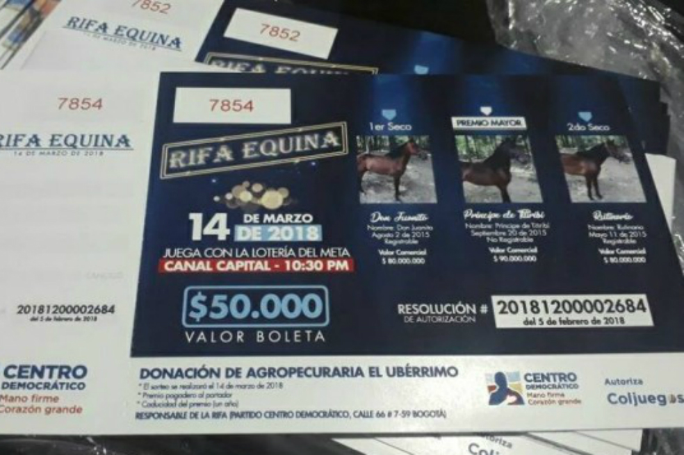Uribe donó caballos de paso fino para rifa con la que financiará a sus candidatos
