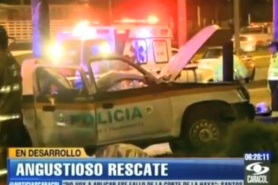 Fuerte accidente de patrulla deja un policía muerto