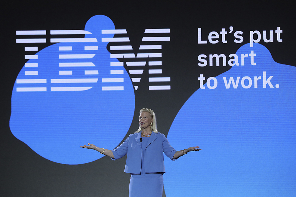 IBM reclama por contrato del Pentágono que favorecería a Amazon