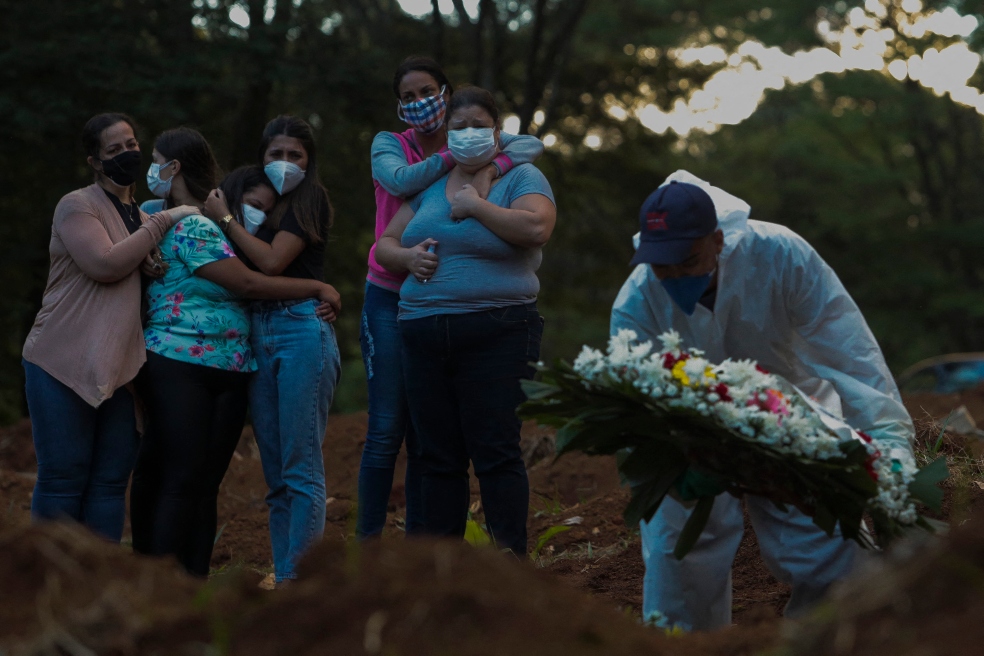 El aislamiento de Brasil en la lucha contra el Covid-19