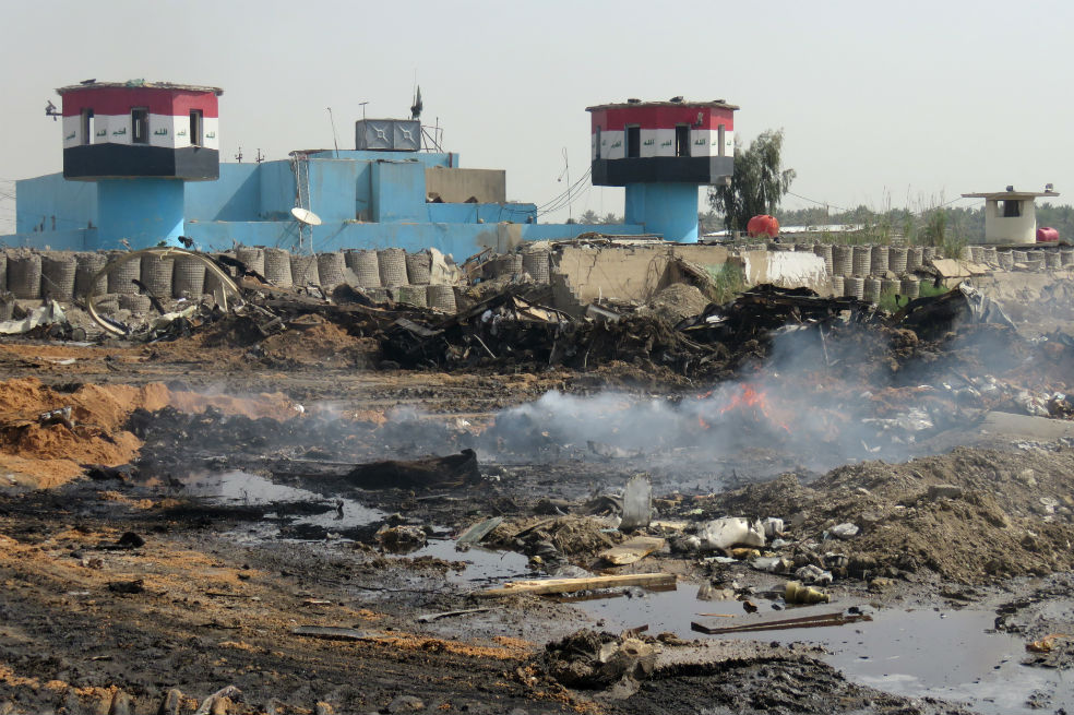 Al menos 14 muertos deja atentado suicida en Bagdad