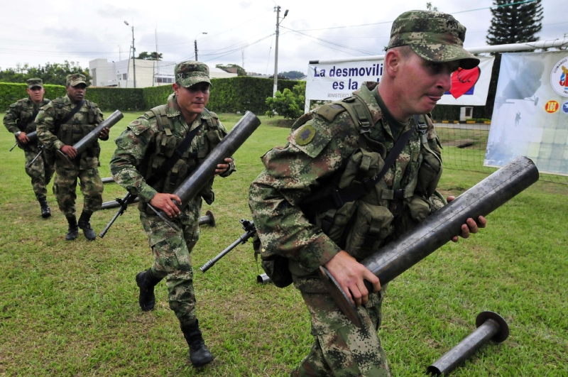 Desde este jueves, guerra contra Bacrim incluye bombardeos