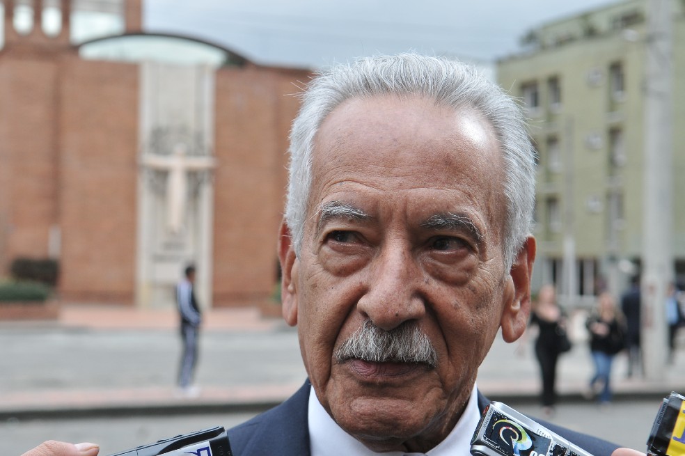 Murió Carlos Pinzón, una figura legendaria de la radio y televisión en Colombia