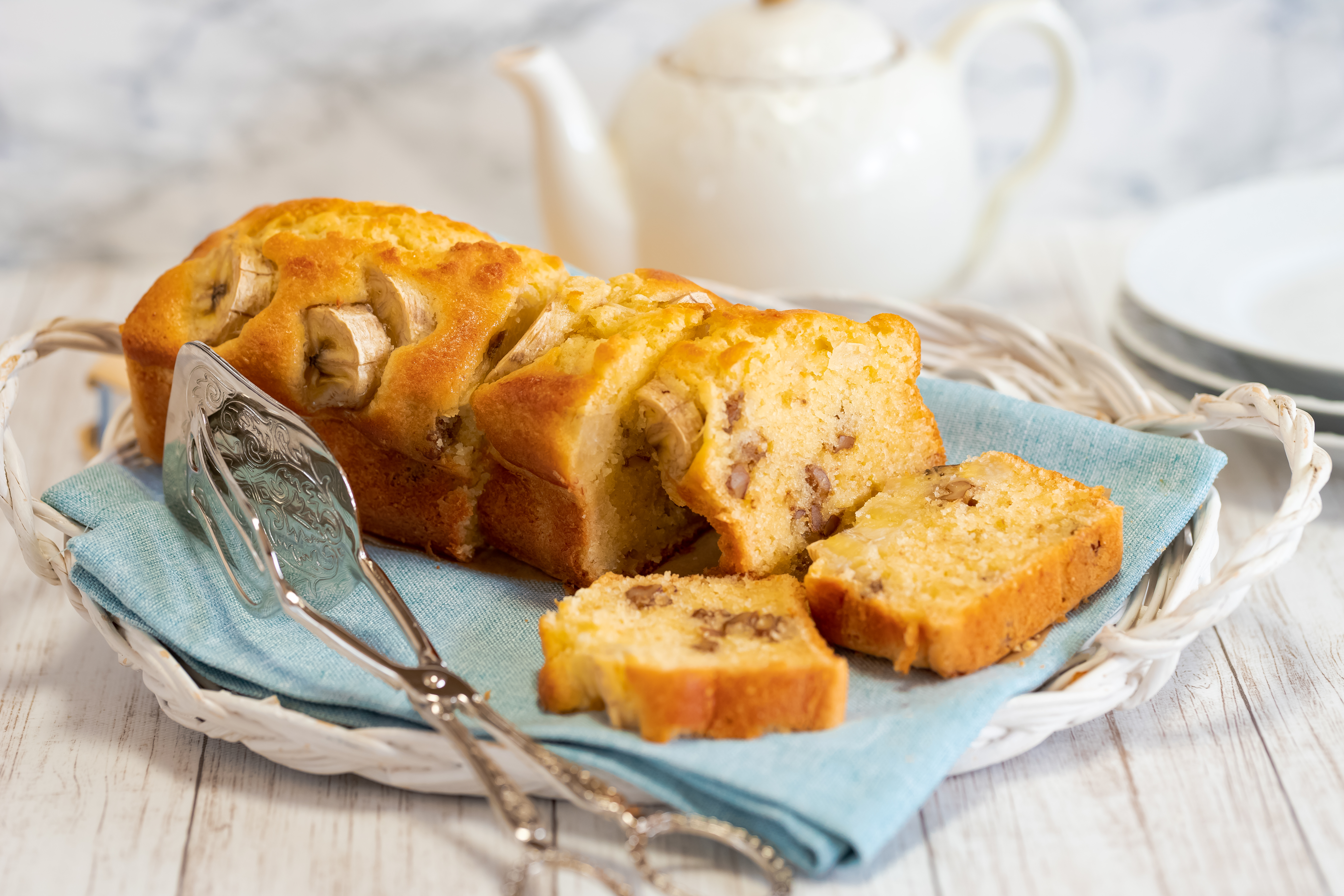 Paso a paso para preparar budín de banano y mermelada de fresa