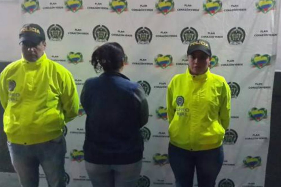 Mujer de 38 años fue enviada a la cárcel por, al parecer, prostituir a su hija