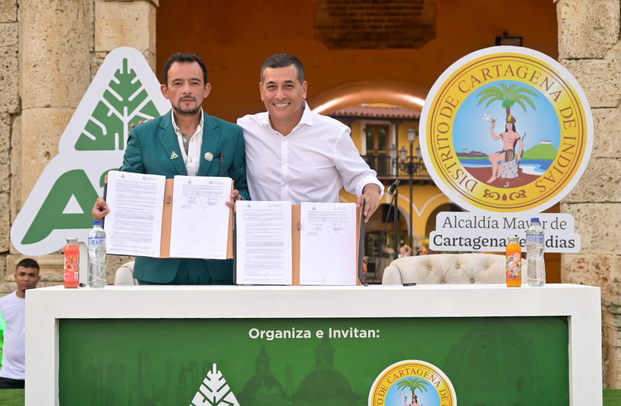 AJE Colombia y la Alcaldía de Cartagena desarrollaron el proyecto ‘Cartagena Centro Histórico Carbono Neutral’ bajo la campaña ‘AJE Protege Cartagena’.