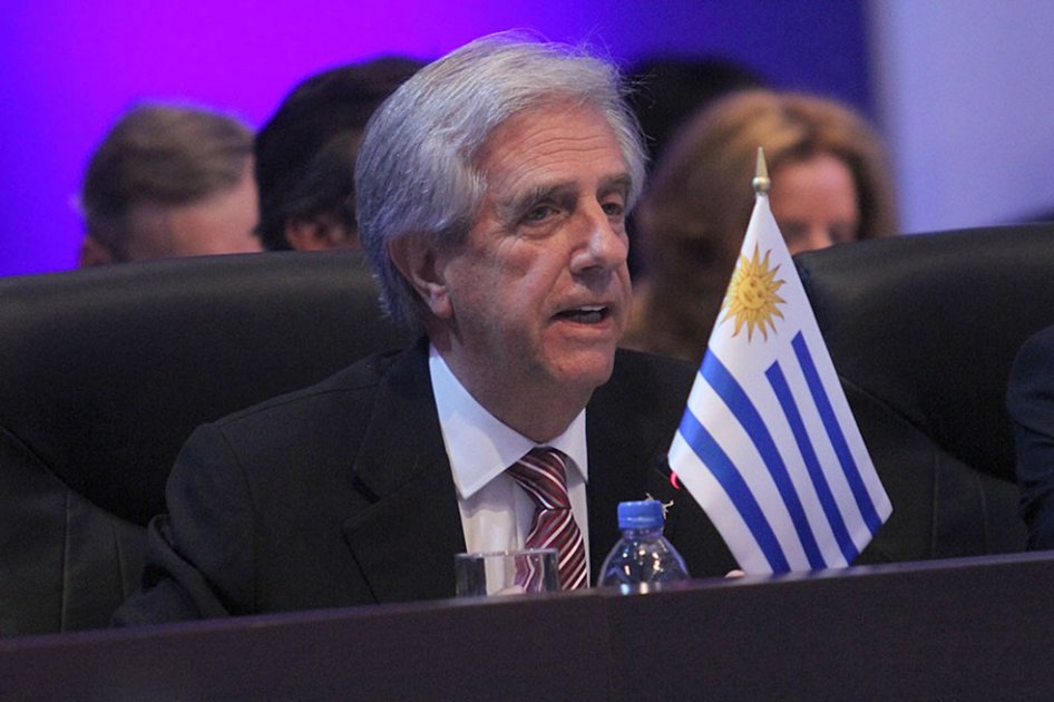 Presidente de Uruguay será condecorado por su lucha contra el cigarrillo