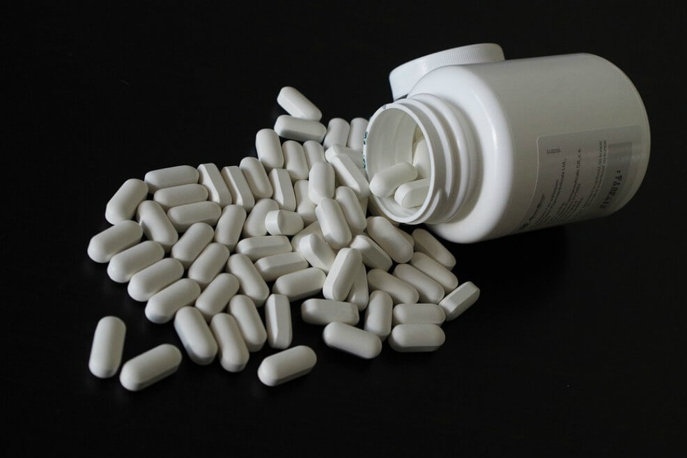 Superindustria multa a varias compañías por vender medicamentos por encima de los precios máximos establecidos