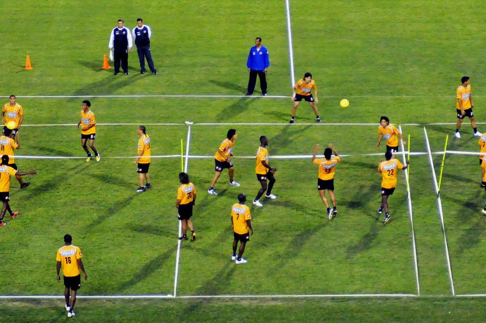 ¿Cómo son las pretemporadas de  los equipos profesionales?