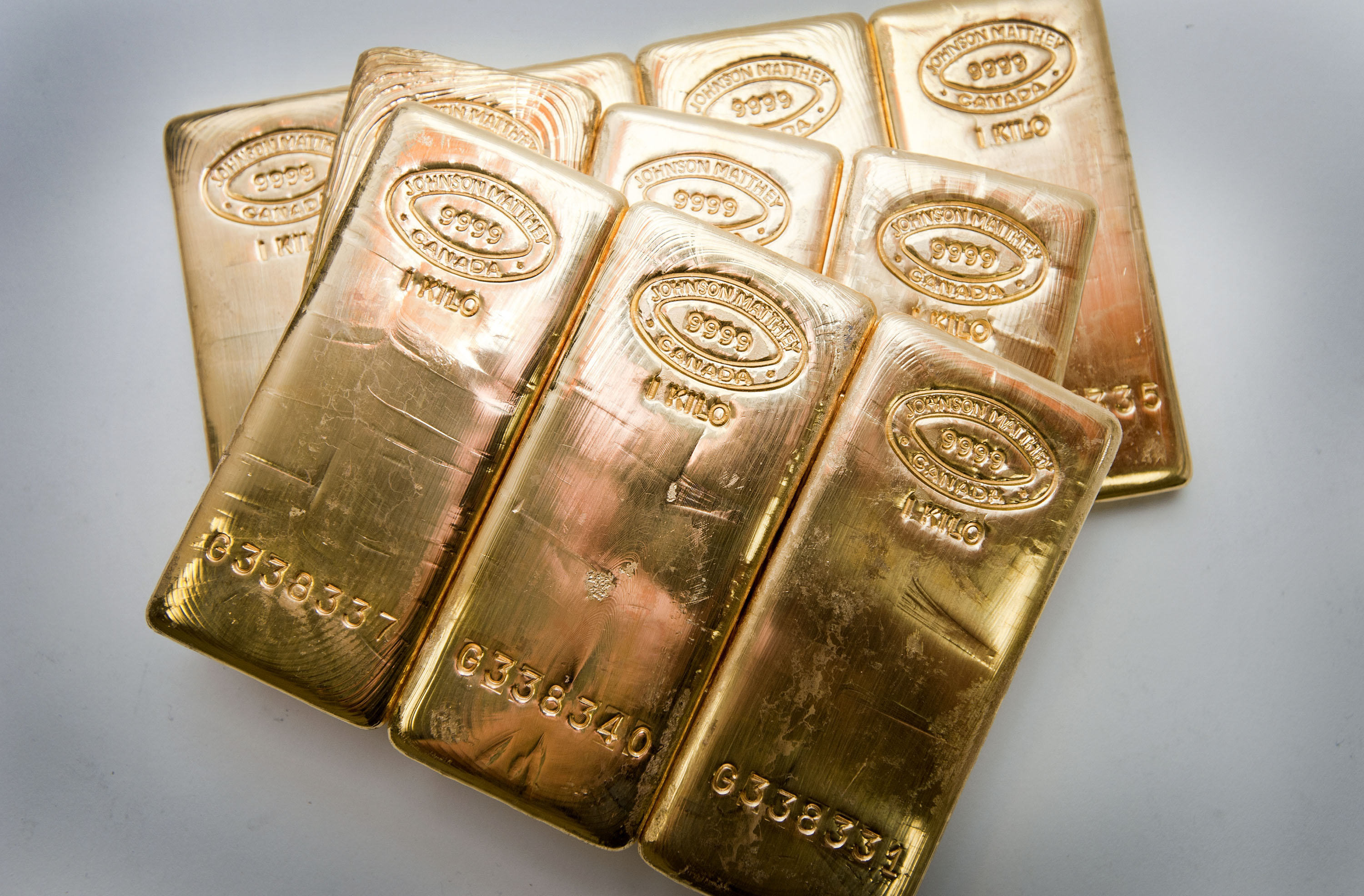 El precio del oro repunta tras señales diplomáticas y movidas económicas en Estados Unidos