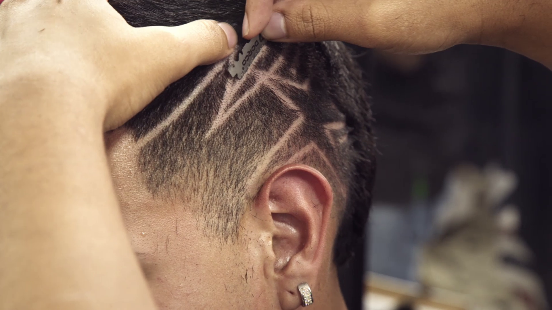 El estilo Afro se impone en los cortes de cabello bogotanos