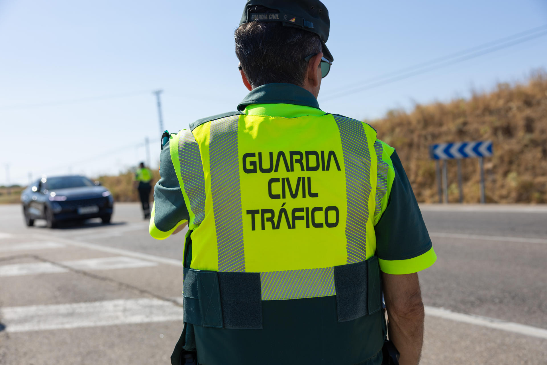 Hombre de 88 años detenido por conducir en sentido contrario cuatro veces en un día