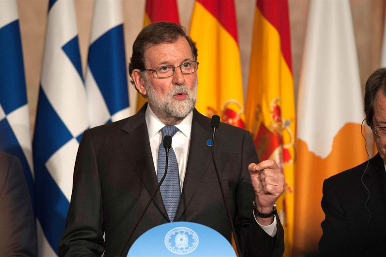 España pide al Eln suspender actos terroristas y retomar el diálogo