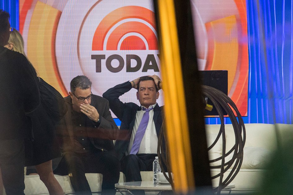 «Estoy aquí para admitir que soy VIH positivo»: Charlie Sheen