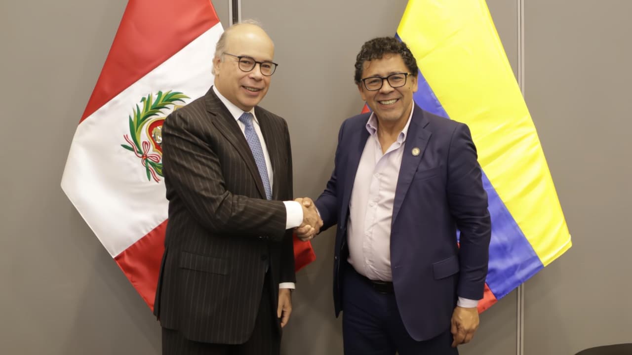 Colombia y Perú vuelven a poner la isla Santa Rosa en la agenda: esto se ha hablado