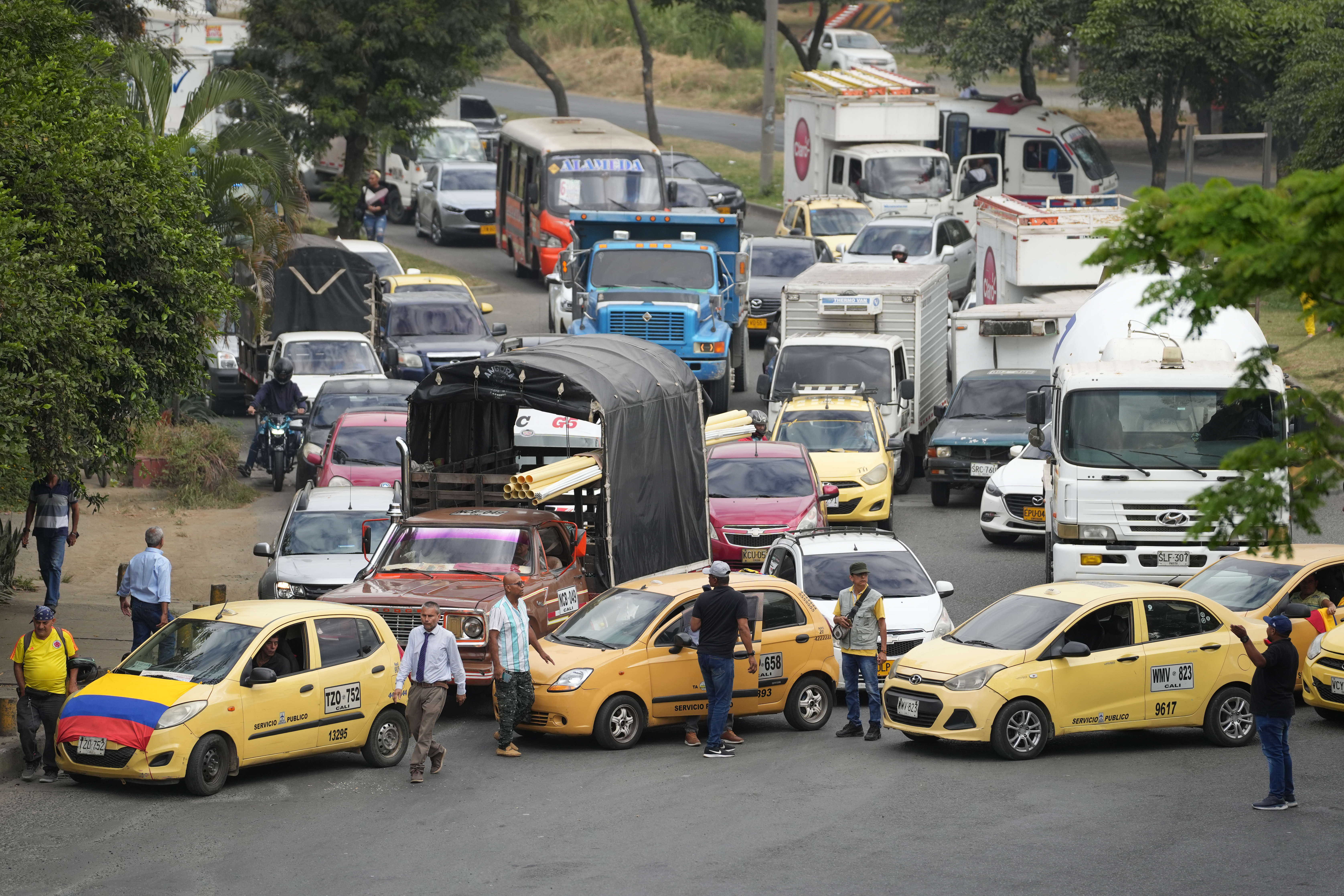 Paro de taxistas: así va la movilidad en Cali, Cartagena, Tunja y otras ciudades