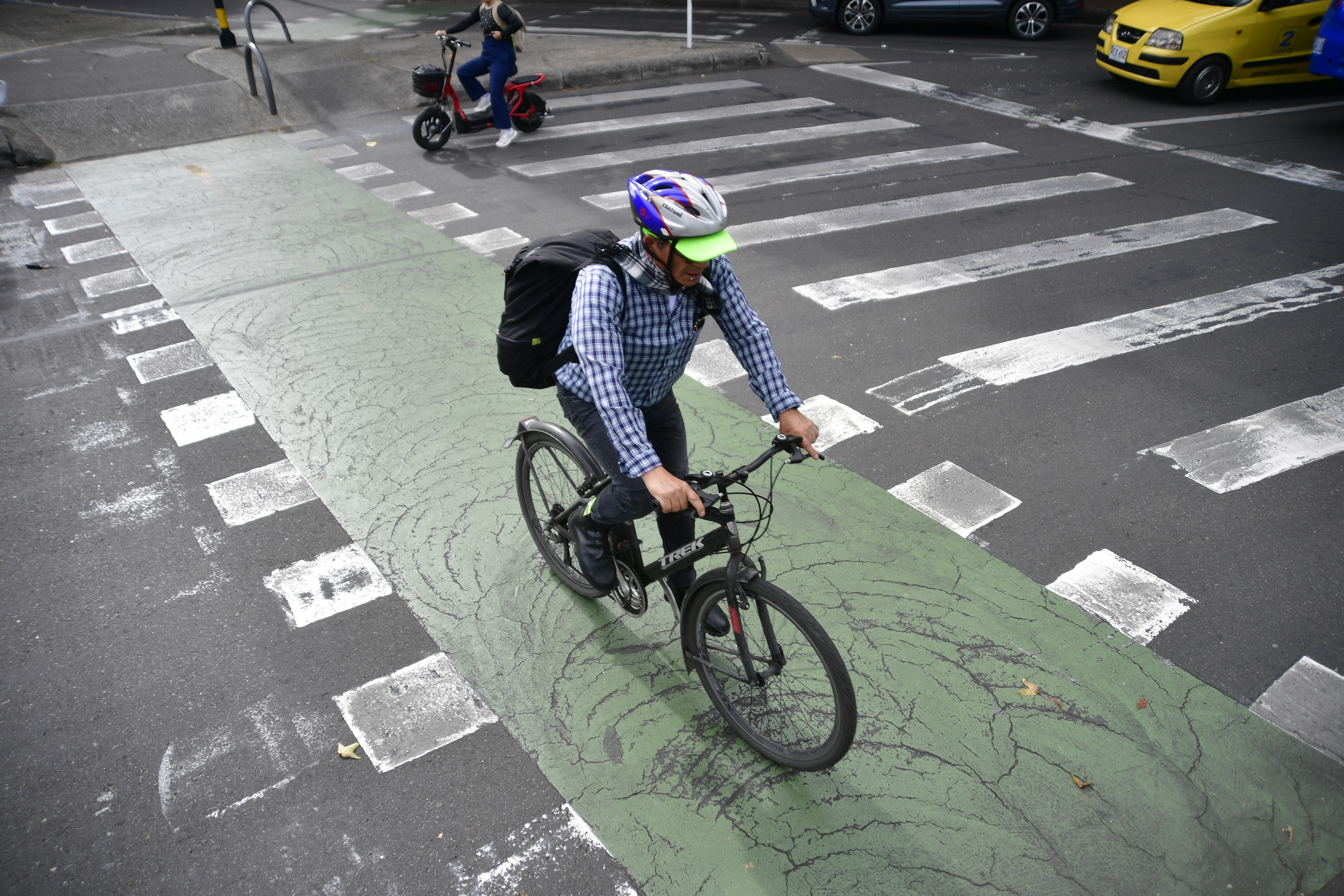 Distrito busca reforzar la seguridad de ciclistas con vigilancia desde la madrugada