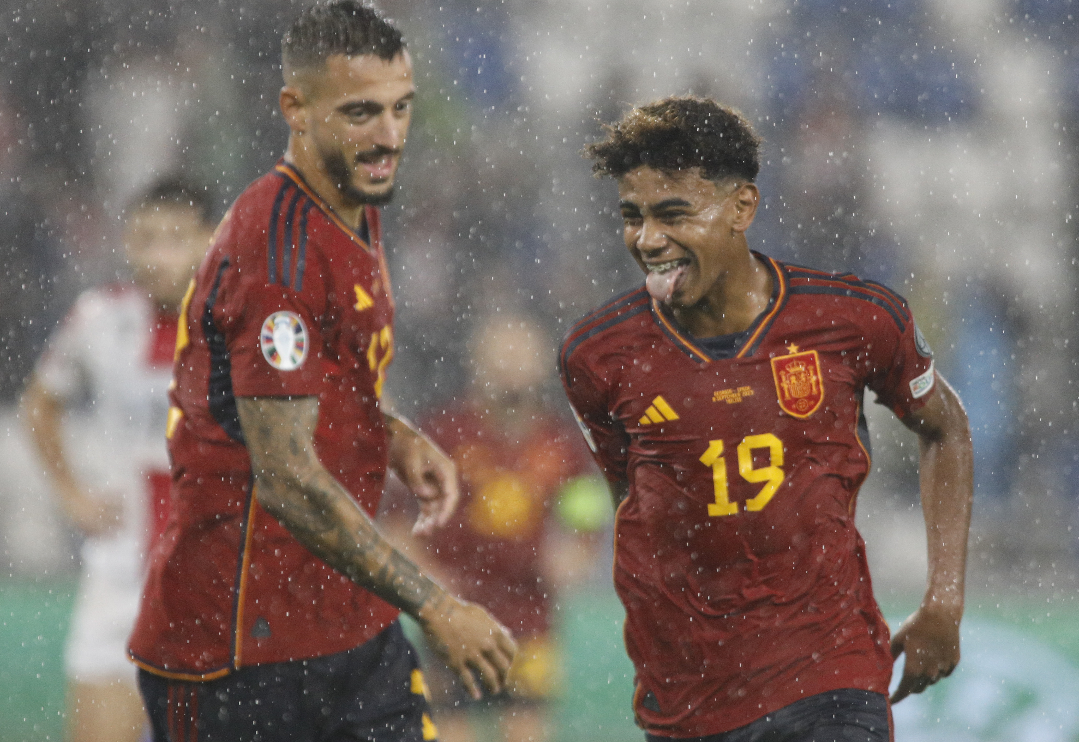 ¿Lamine Yamal, nueva estrella del fútbol mundial? En video, mire su gol con España