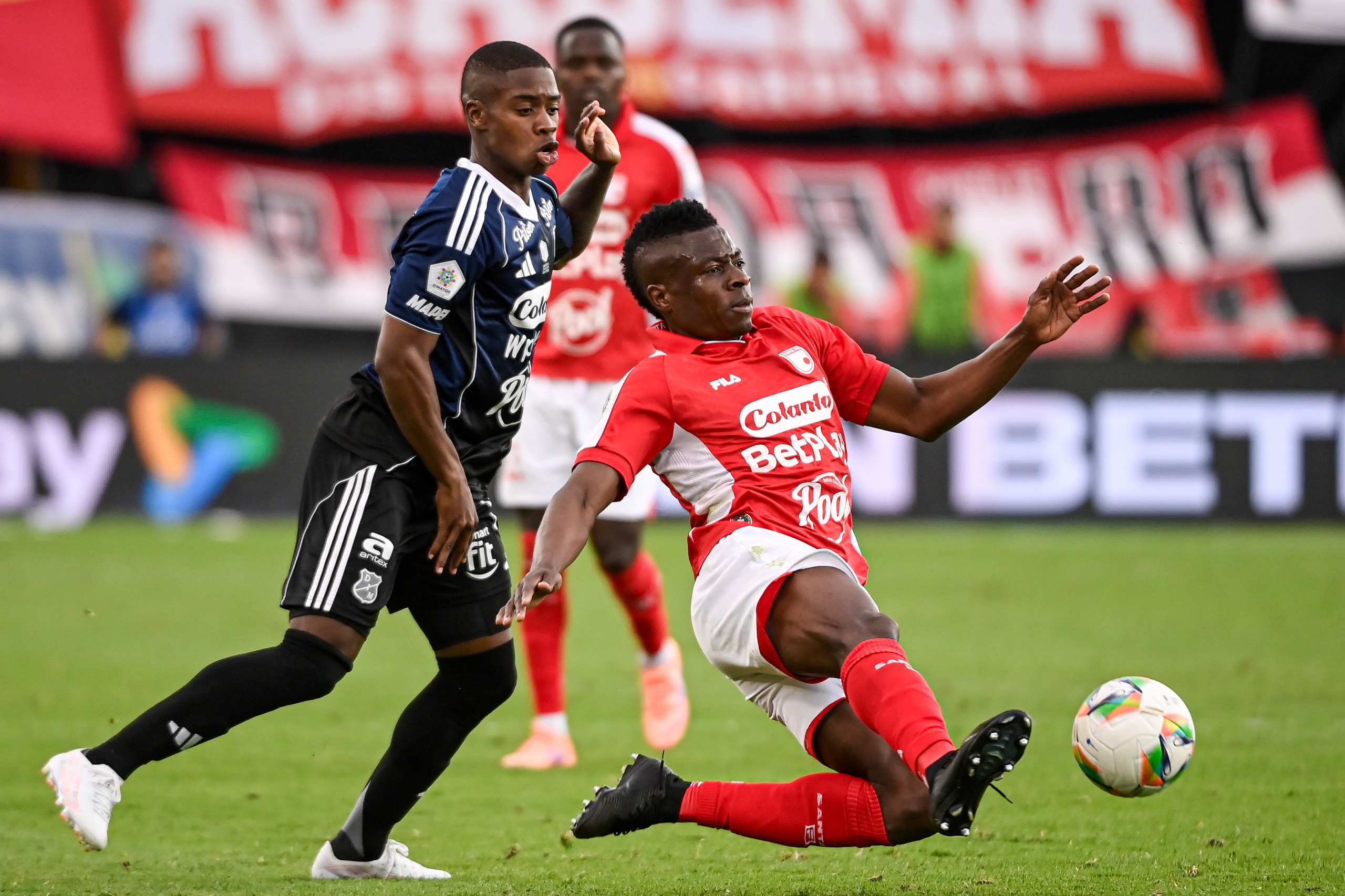 Liga BetPlay: Santa Fe le ganó a Medellín pero sufrió más de la cuenta