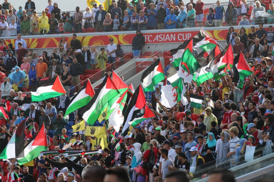 Aficionados palestinos durante la Copa de Asia en 2015. / Flickr - Nasya Bahfen