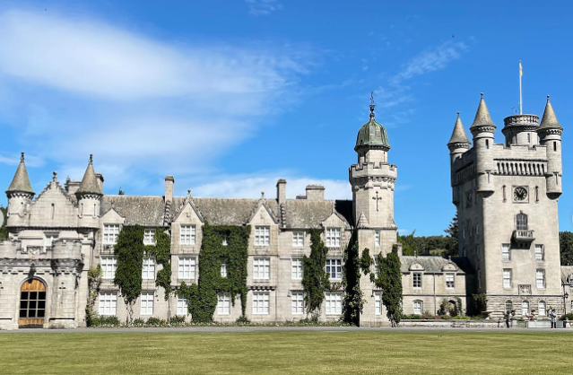 Fotos: así es Balmoral, el castillo donde murió la Reina Isabel II
