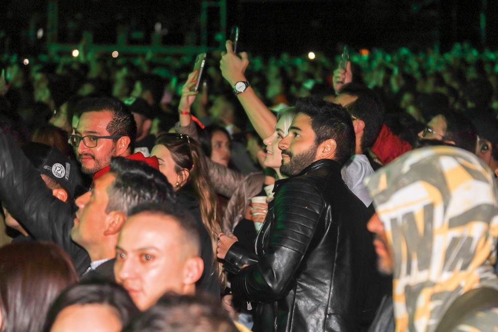 Pararazzi Sebastian Carvajal y su novia edición 172