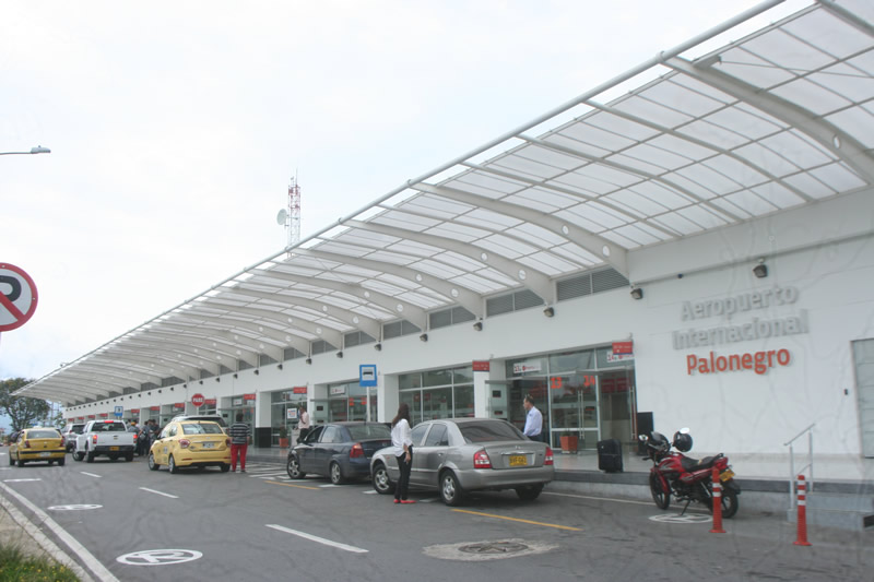 Investigan asesinato de taxista vía al aeropuerto de Bucaramanga