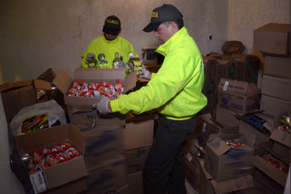 Fábrica de licor adulterado es desmantelada en Medellín