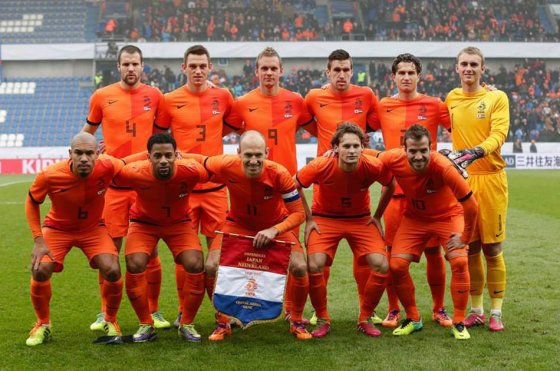 La selección de Holanda entrena a puerta cerrada en Sao Paulo