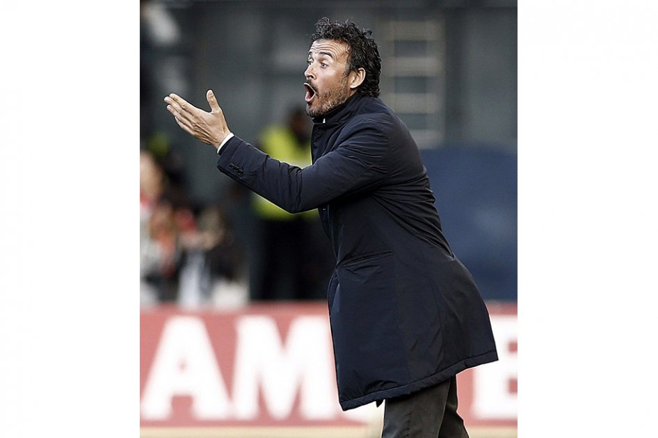 Luis Enrique, principal candidato a tomar las riendas del Barcelona